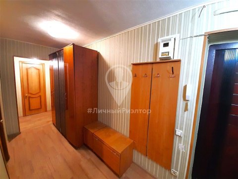 2-к квартира, 1/5 эт., 42м²