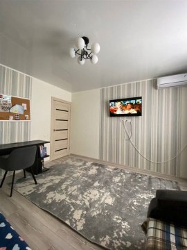 2-к квартира, 10/10 эт., 50м²