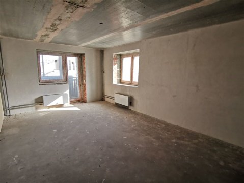 3-к квартира, 4/10 эт., 92м²