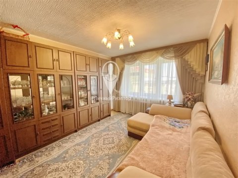 2-к квартира, 5/5 эт., 50м²