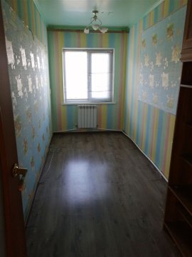 3-к квартира, 1/1 эт., 82м²