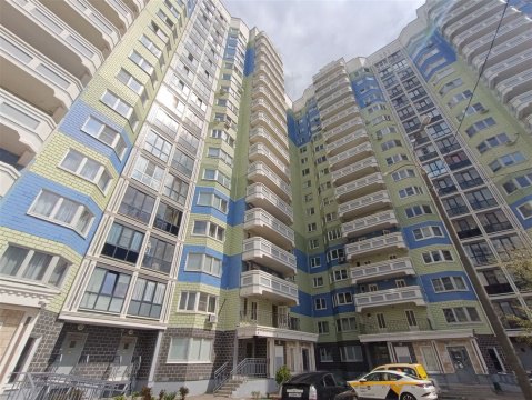 2-к квартира, 6/19 эт., 57м²