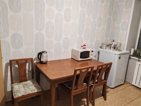 3-к квартира, 5/9 эт., 84м²