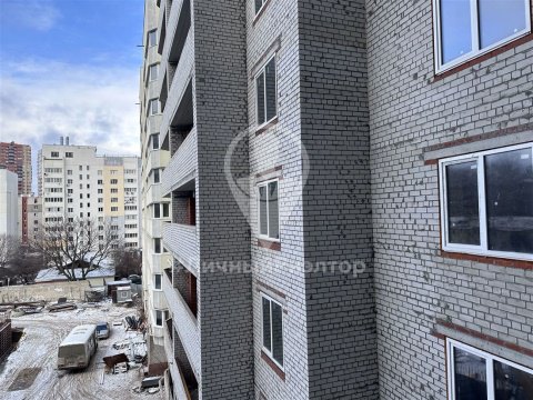 2-к квартира, 7/10 эт., 64м²