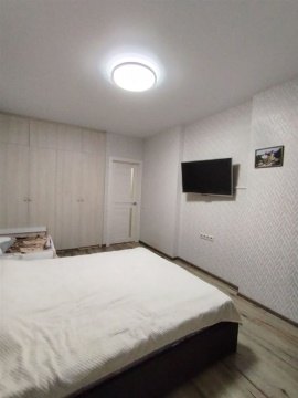 2-к квартира, 2/6 эт., 54м²