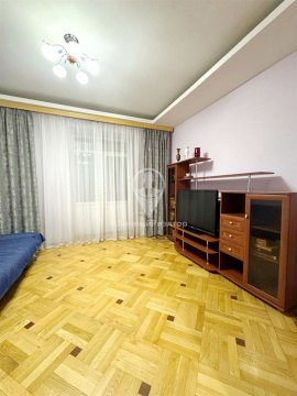 2-к квартира, 2/4 эт., 46м²