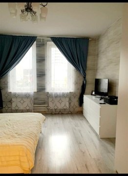 3-к квартира, 3/18 эт., 70м²