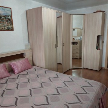 2-к квартира, 6/10 эт., 64м²