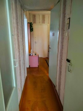 3-к квартира, 5/5 эт., 61м²