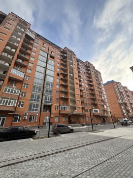 2-к квартира, 10/13 эт., 73м²