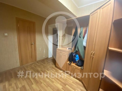 1-к квартира, 4/10 эт., 40м²