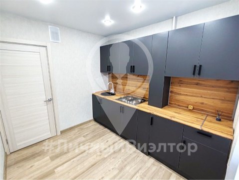 2-к квартира, 4/9 эт., 52м²