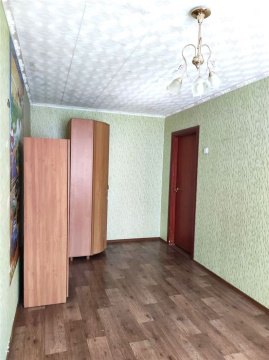 4-к квартира, 5/5 эт., 76м²