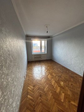 2-к квартира, 3/13 эт., 57м²