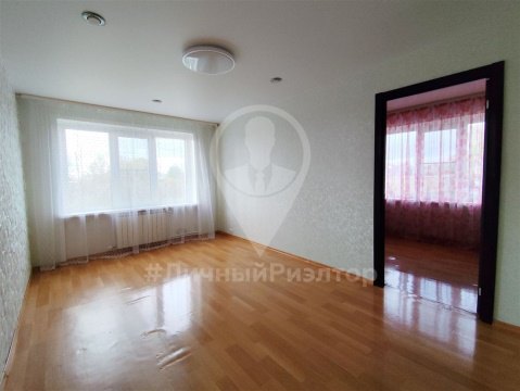 3-к квартира, 1/3 эт., 51м²