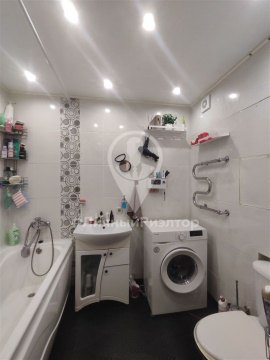 3-к квартира, 2/5 эт., 61м²