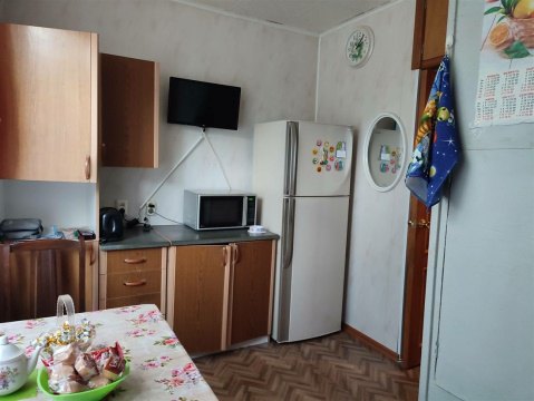 3-к квартира, 1/9 эт., 61м²