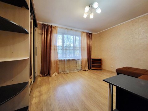 2-к квартира, 2/9 эт., 38м²