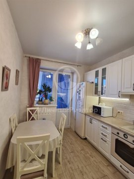 2-к квартира, 2/5 эт., 47м²