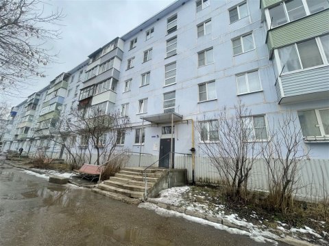 3-к квартира, 2/5 эт., 63м²