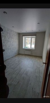 3-к квартира, 1/2 эт., 70м²