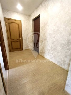 2-к квартира, 4/10 эт., 50м²