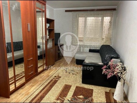 1-к квартира, 4/10 эт., 40м²