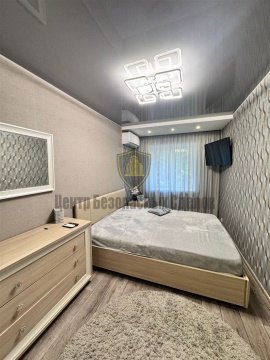 2-к квартира, 2/5 эт., 42м²