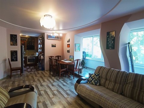 4-к квартира, 3/9 эт., 73м²