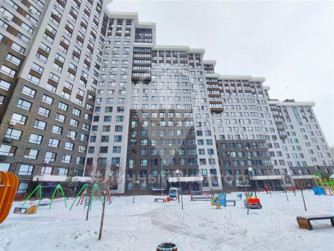 1-к квартира, 3/26 эт., 40м²