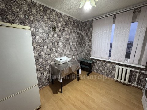 3-к квартира, 4/5 эт., 64м²