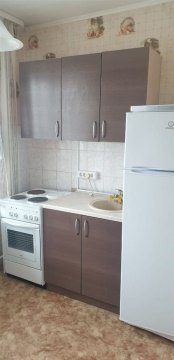 1-к квартира, 4/10 эт., 38м²