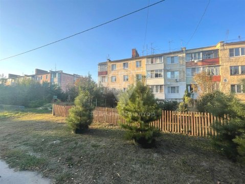 1-к квартира, 1/3 эт., 37м²