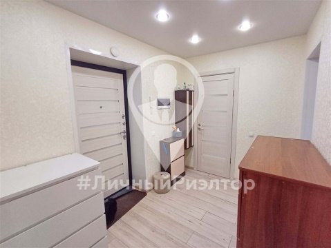 1-к квартира, 9/10 эт., 40м²