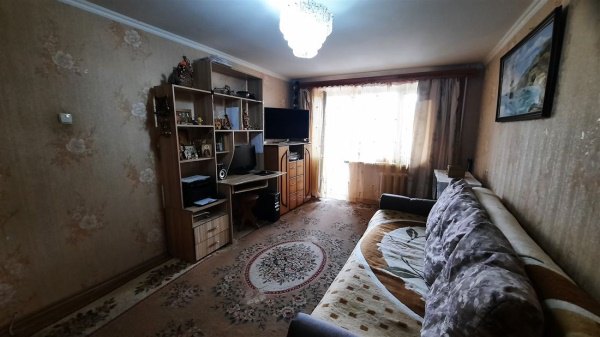 2-к квартира, 4/5 эт., 60м²