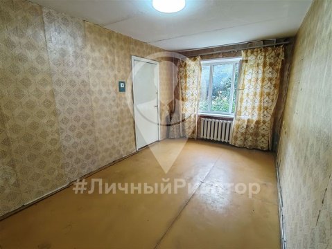 3-к квартира, 1/3 эт., 58м²