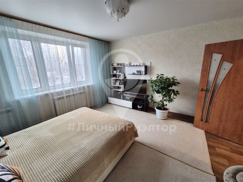 2-к квартира, 3/9 эт., 55м²