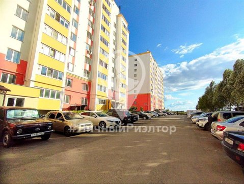 2-к квартира, 10/10 эт., 51м²