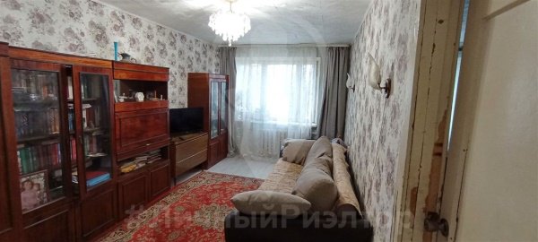 3-к квартира, 2/5 эт., 60м²