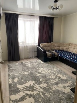 2-к квартира, 10/10 эт., 50м²