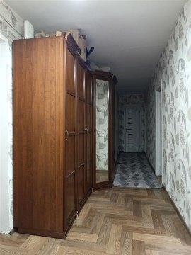 3-к квартира, 5/5 эт., 66м²