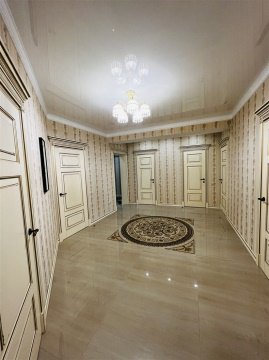 4-к квартира, 3/12 эт., 151м²