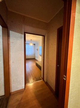 3-к квартира, 5/5 эт., 55м²