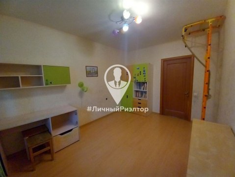 3-к квартира, 1/5 эт., 57м²