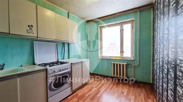 3-к квартира, 8/9 эт., 64м²