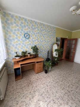 3-к квартира, 5/5 эт., 76м²