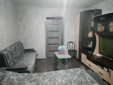 3-к квартира, 5/5 эт., 61м²