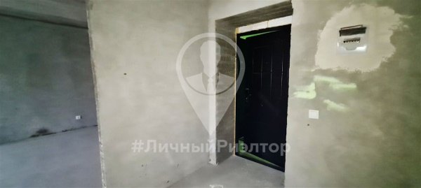 1-к квартира, 10/10 эт., 42м²