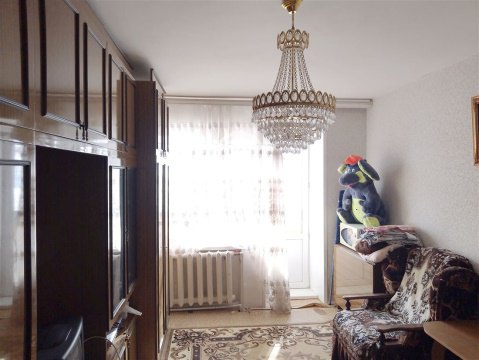 2-к квартира, 5/5 эт., 40м²