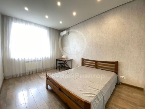 2-к квартира, 6/6 эт., 79м²